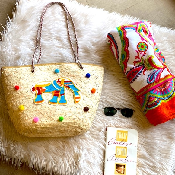 Elephant Straw Pompom Trimmed Beach Tote Bag - Picture 1 of 11